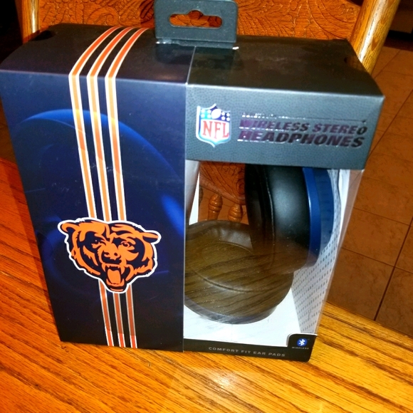 Chicago Bears Football Wireless Stereo Headphones - Picture 2 of 4